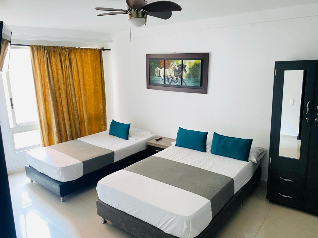 Hotel Tree House 麦德林 外观 照片