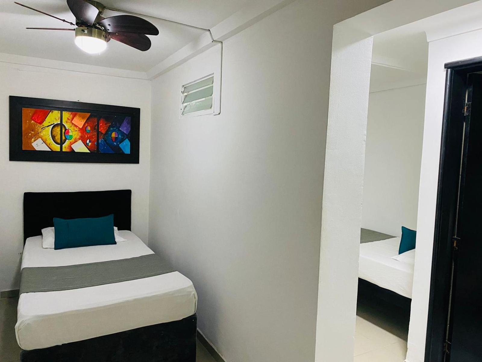 Hotel Tree House 麦德林 外观 照片
