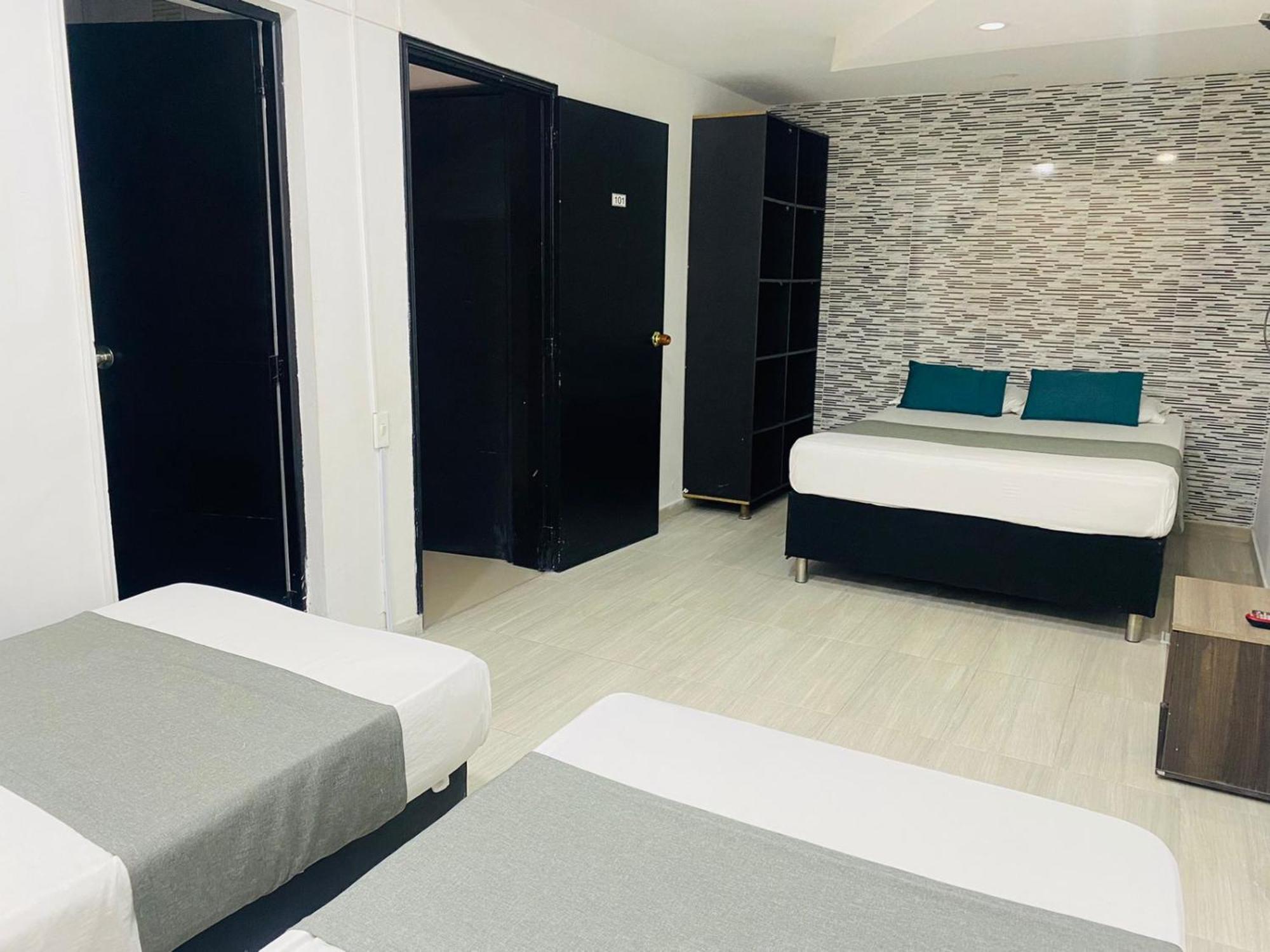 Hotel Tree House 麦德林 外观 照片